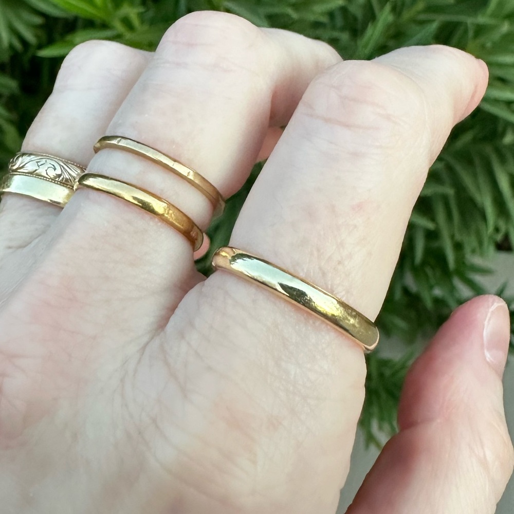 Tiffany & Co. 18K Gold Tiffany Forever Band Ring 3mm. Size 8.25